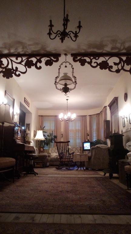 Retro - 19Th Century Guest House 발치크 외부 사진