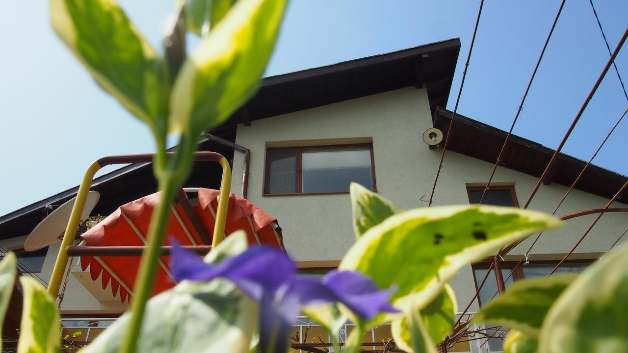 Retro - 19Th Century Guest House 발치크 외부 사진